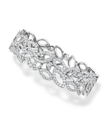 Lily Cluster 系列鑽石鉑金手鐲,Harry Winston