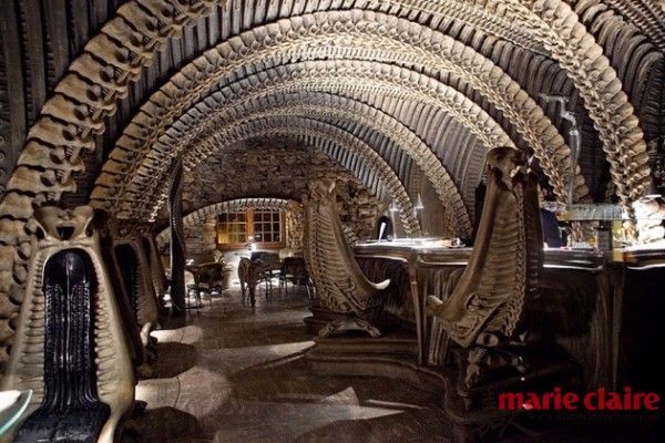 瑞士—H.R. Giger Alien Bar