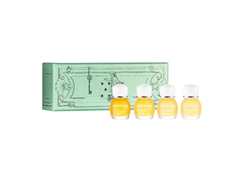 DARPHIN迷你芳香精露限量禮盒,NT3,300(百妍極緻芳香精露、茉莉芳香精露、甘菊芳香精露、玫瑰芳香精露各4ml,價值NT4,359)