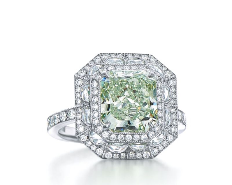 Tiffany 2016 Masterpieces 濃彩綠鑽戒指