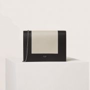 FRAME黑白雙色光滑小牛皮鍊帶包$43,500