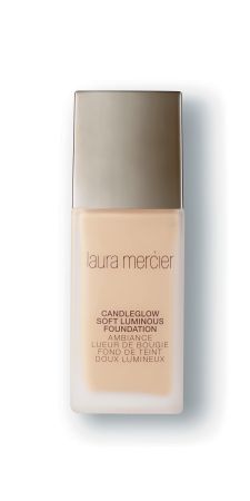 Laura Mercier 燭光聚焦粉底液,NT2,100。