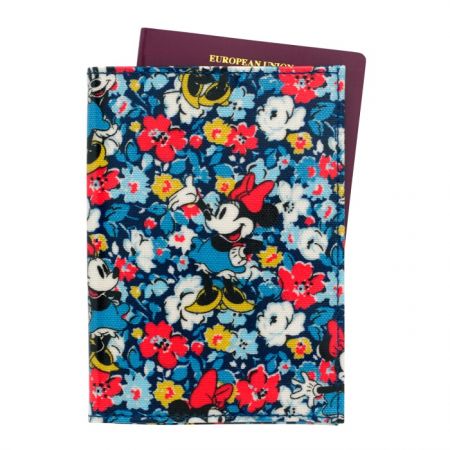 Cath Kidston Mickey & Minnie聯名系列 - 護照保護套642798NT$680