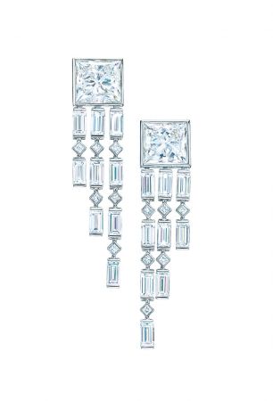 Tiffany 鑽石垂墜耳環