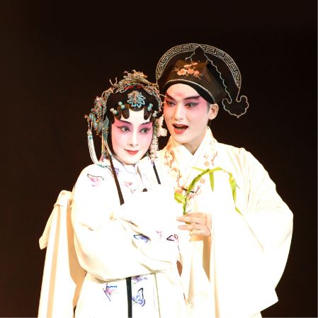 白先勇與蘇州崑劇院 青春版《牡丹亭》演出地點:台中國家歌劇院大劇院演出時間:2017/4/28 PM19:30上本〈夢中情〉、2017/4/29 PM14:30中本〈人鬼情〉、2017/4/30 PM14:30下本〈人間情〉