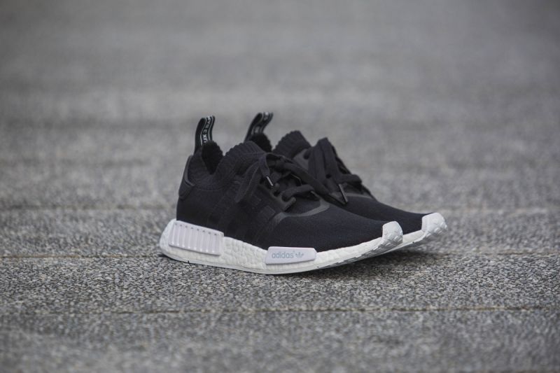 NMD_R1 PK 經典全黑款 / NT. 6,800