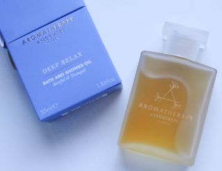 Aromatherapy Associates deep relax晚間舒緩沐浴油