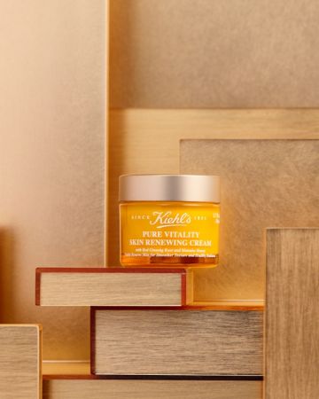 Kiehl’s 契爾氏 蜂蜜紅蔘亮采活膚霜 50ml / NT$2,300(2017.1上市)