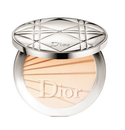DIOR 輕透光采蜜粉餅 (盛彩春色限定版)#002 NT$2,300(限量)