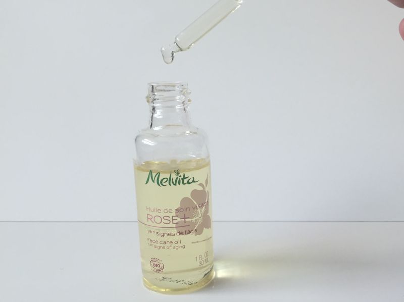 輕油款!可選擇滴管式的Melvita極效抗皺輕萃油。