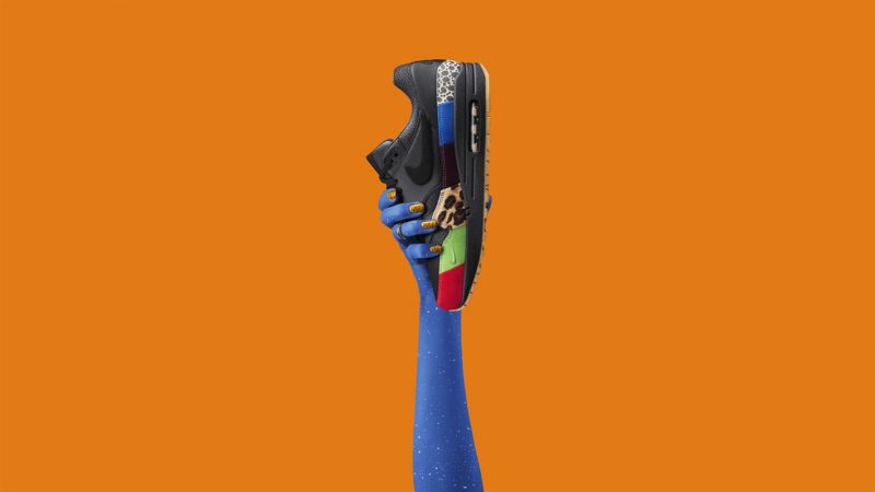 Nike Air Max 1 Master 這雙Air Max 1 三十週年紀念鞋款混合原著鞋款的紅色鞋頭、深受喜愛的“Safari”印花,以及向其他經典細節致敬的設計元素。