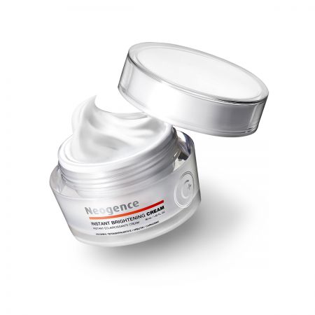 Neogence霓淨思 光感濾鏡瞬白霜 50ml,NT.1200。