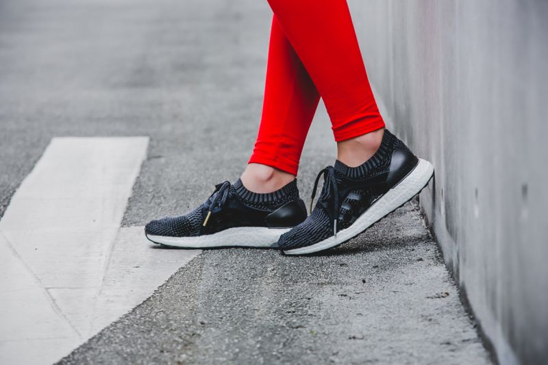 UltraBOOST X BB1696 / NT5,890