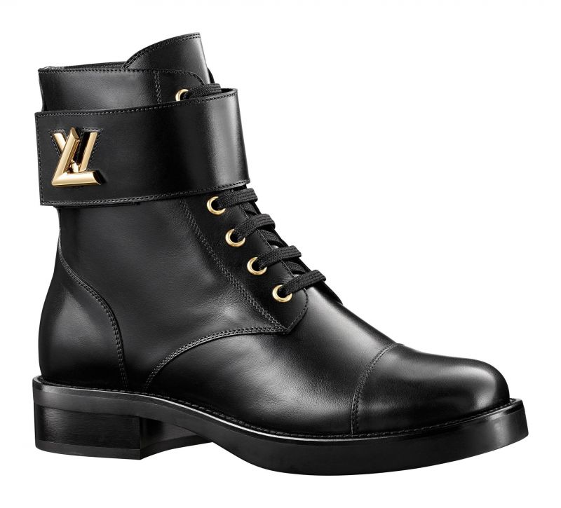 WONDERLAND Black Flat Ranger$52,000
