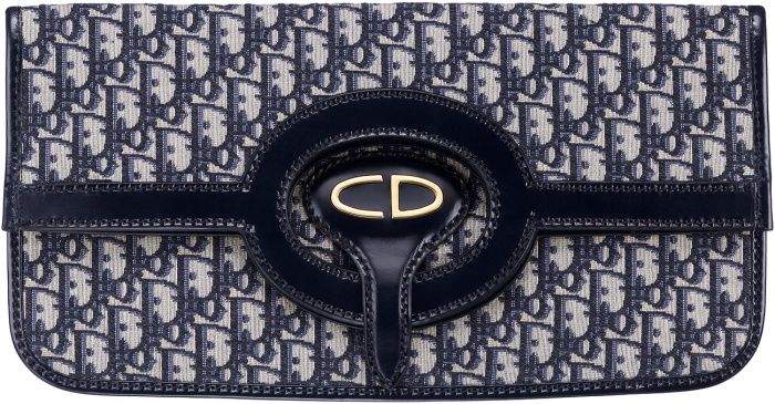 Dior Oblique 丹寧色復古logo花紋帆布牛皮滾邊信封折疊式手拿包 NTD 39,000