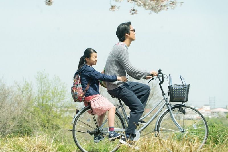媽媽離家出走,小友只好來投靠舅舅