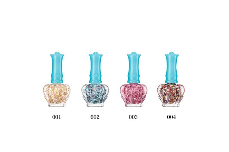 Anna Sui 霓海映夏美甲油,NT$520 (4色)