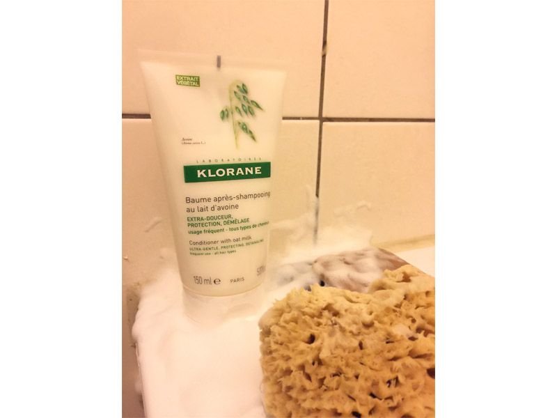 必買必買必買!燕麥全效潤髮乳好用到讓我忍不住連講三次。用植萃洗護髮品的真實心得是:舒爽無負擔,不會有膩人的過香氣息,而且頭皮髮絲更健康了。