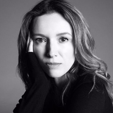 Givenchy首位女性創意總監Clare Waight Keller