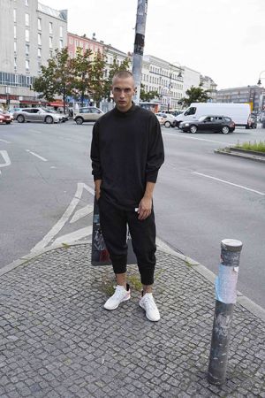 Lenny Mueller穿搭adidas Originals EQT系列