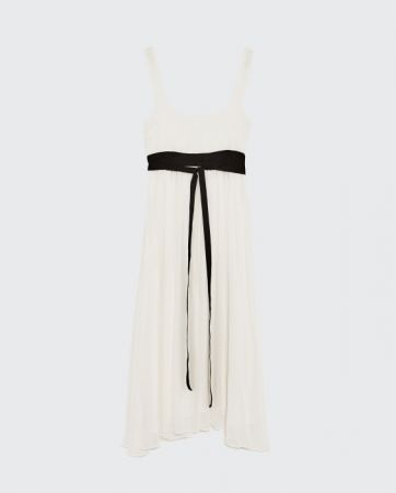 ZARA 方領洋裝 NT4990