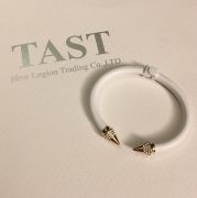范范推薦單品1(TAST獨家款) Mini Titan純淨白三排鑽尖頭手環 NT$12,500