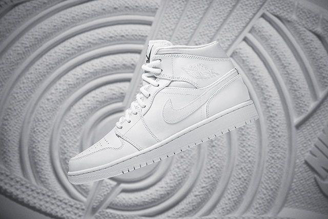 Air Jordan I Mid