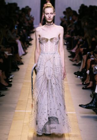 Le Soleil dress, RTW Spring Summer 2017 © Dior