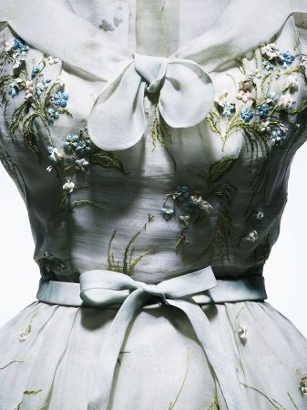 Afternoon dress Haute Couture PE 1953 , Collection Dior Heritage, Paris©Laziz Hamani