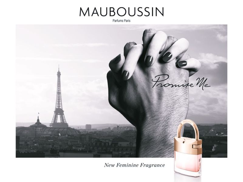 MAUBOUSSIN Promise Me 夢寶星承諾愛戀女性淡香精鎖在香水瓶上的包裝盒以獨特的皇室貴族藍為主體,搭配精緻的壓紋象徵尊貴、深刻烙印於心的承諾。前味:柑橘中味:玫瑰、白色香水草後味:廣藿香