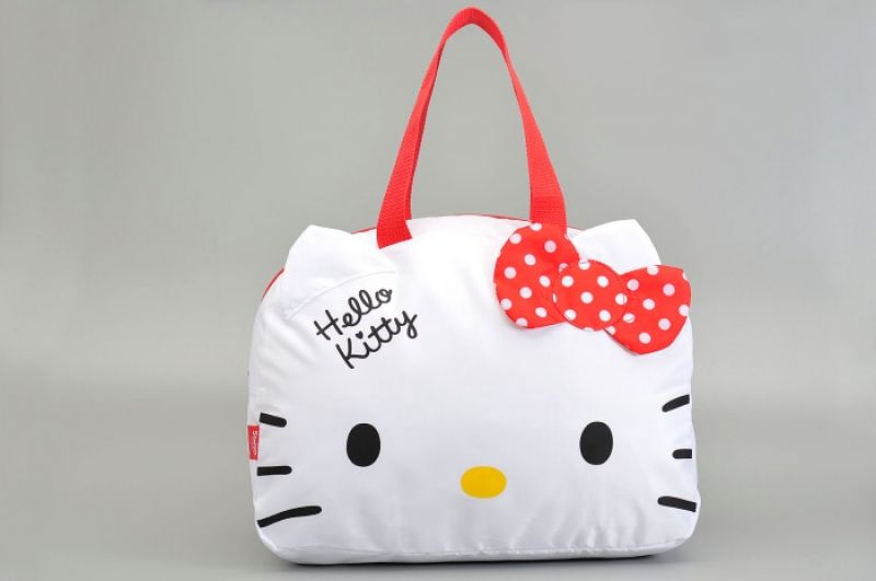 HelloKitty愛玩旅行包,5000元贈品