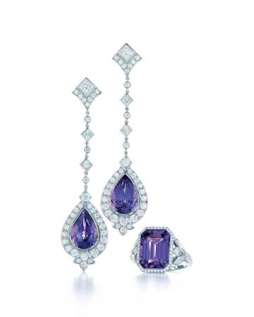 丹泉石 Tanzanite