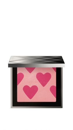 Burberry First Love 限量版愛心腮紅,$2,200