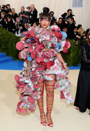 RihannaIn Comme des Garçons