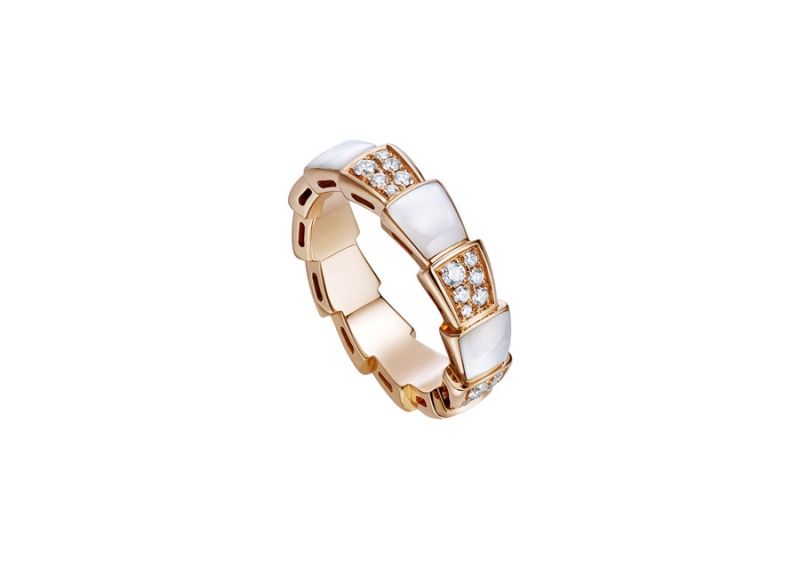 AN858043_BVLGARI SERPENTI VIPER RING玫瑰金珍珠母貝鑽石戒指,參考售價:約新台幣139,500元