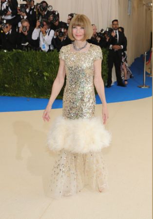 Anna WintourIn Chanel