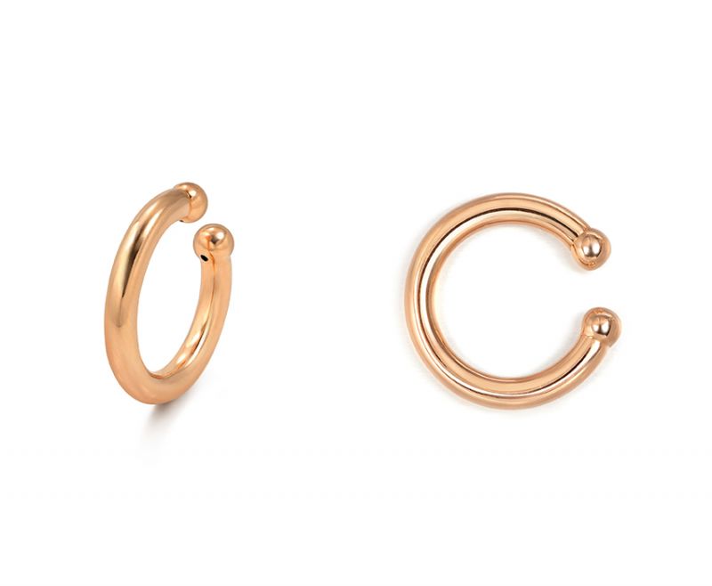 點睛品 Ear Play「耳玩」系列18K 玫瑰金耳環-NT$4,300。