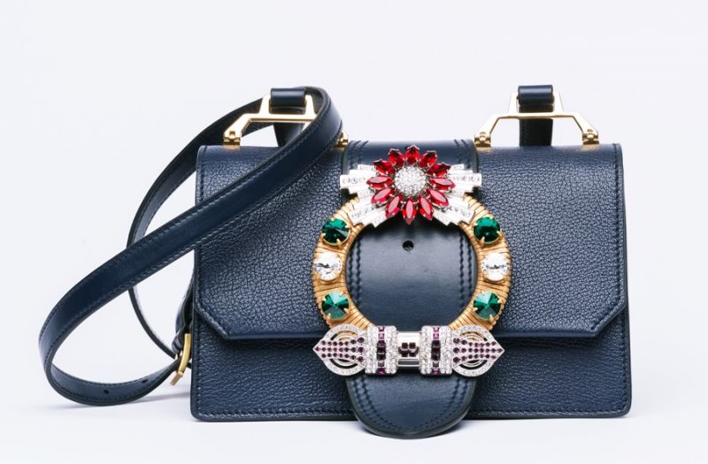 MIU MIU 水晶釦環山羊皮手提包(黑) $71,500