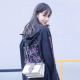 Angelababy肩背Prada Cahier金屬鑲邊包$100,500