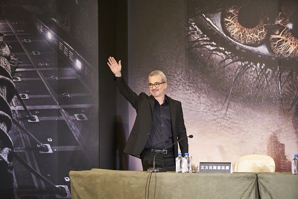 導演艾力克斯寇茲曼