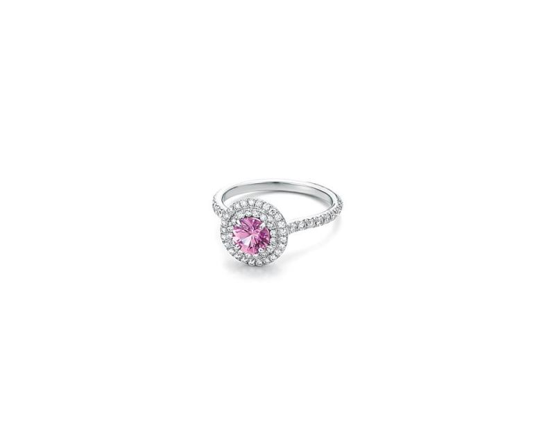 Tiffany Soleste 粉色剛玉與鑽石戒指 NT$287,000