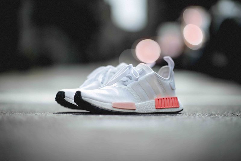 adidas Originals NMD_R1(女生鞋款) NTD5,290