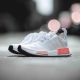 adidas Originals NMD_R1(女生鞋款) NTD5,290