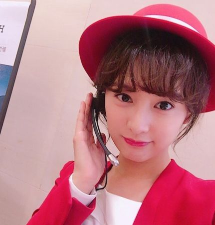 天秤座 9.23~10.22木星在本命宮退行的最末一週,本週的秤兒運勢雖然稱不上高峰,不過大致上的表現一切都算平穩,感覺上你所受到的注目以及桃花在本周都有增加的趨勢,但是此時的愛情運實在非常脆弱,兩方都不太積極,很可能只是一場空歡喜。好消息是工作行情是看漲的,算很辛苦但此刻的你衝勁十足,因此表現相當卓越。且有幸運之神眷顧,讓你有機會在擅長的領域內發光發熱。
