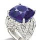 "Piaget Blue"戒指,主石為53.45克拉的緬甸藍寶石,台幣售價約2.7億,是本系列單價最高之作品