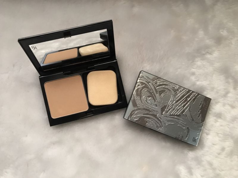 B.A粉餅 10.5g SPF30 PA+++ $3600 共三色