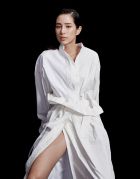 服裝/無領不對稱繫帶上衣、裁片抽繩繫帶長裙,both by Joseph。