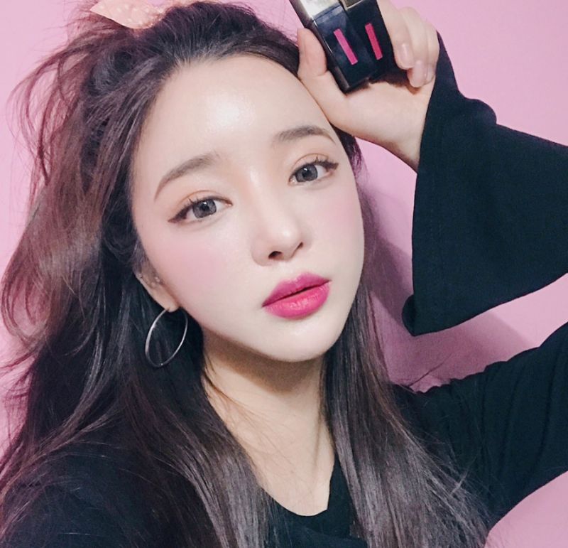 YSL「奢華緞面唇釉系列」全新16色霸氣登場!