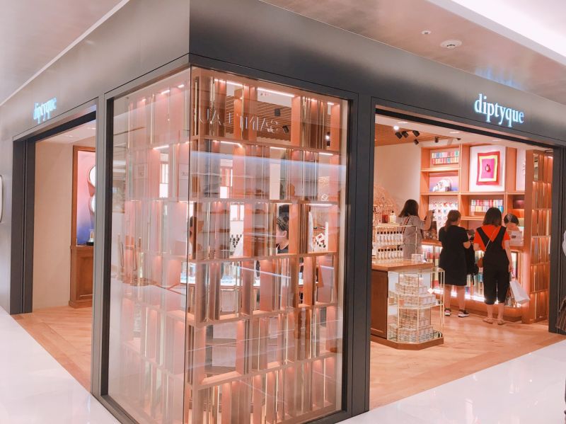 位於日本銀座新地標Ginza Six的B1樓層Diptyque