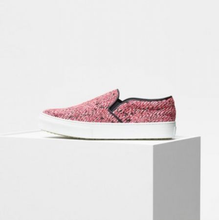 Céline,Skate桃紅色毛呢休閒鞋$24,500。